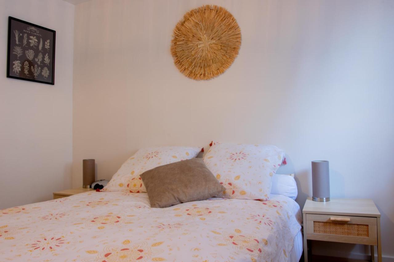 Apartment Bergerie Du Centre - 1 Chambre, Equipement Bebe, Wifi Et Draps Inclus